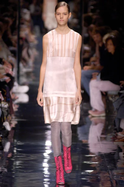 Look 35